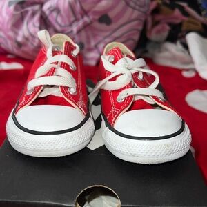 Unisex toddler converse box included